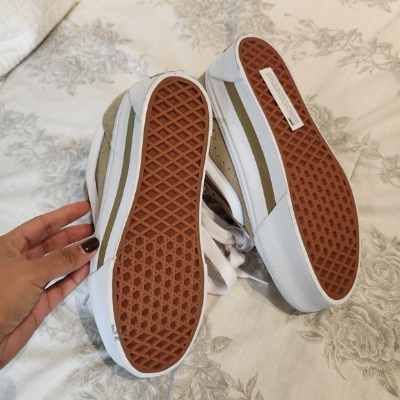 Women's Tan and White Vans - Picture 2 of 3